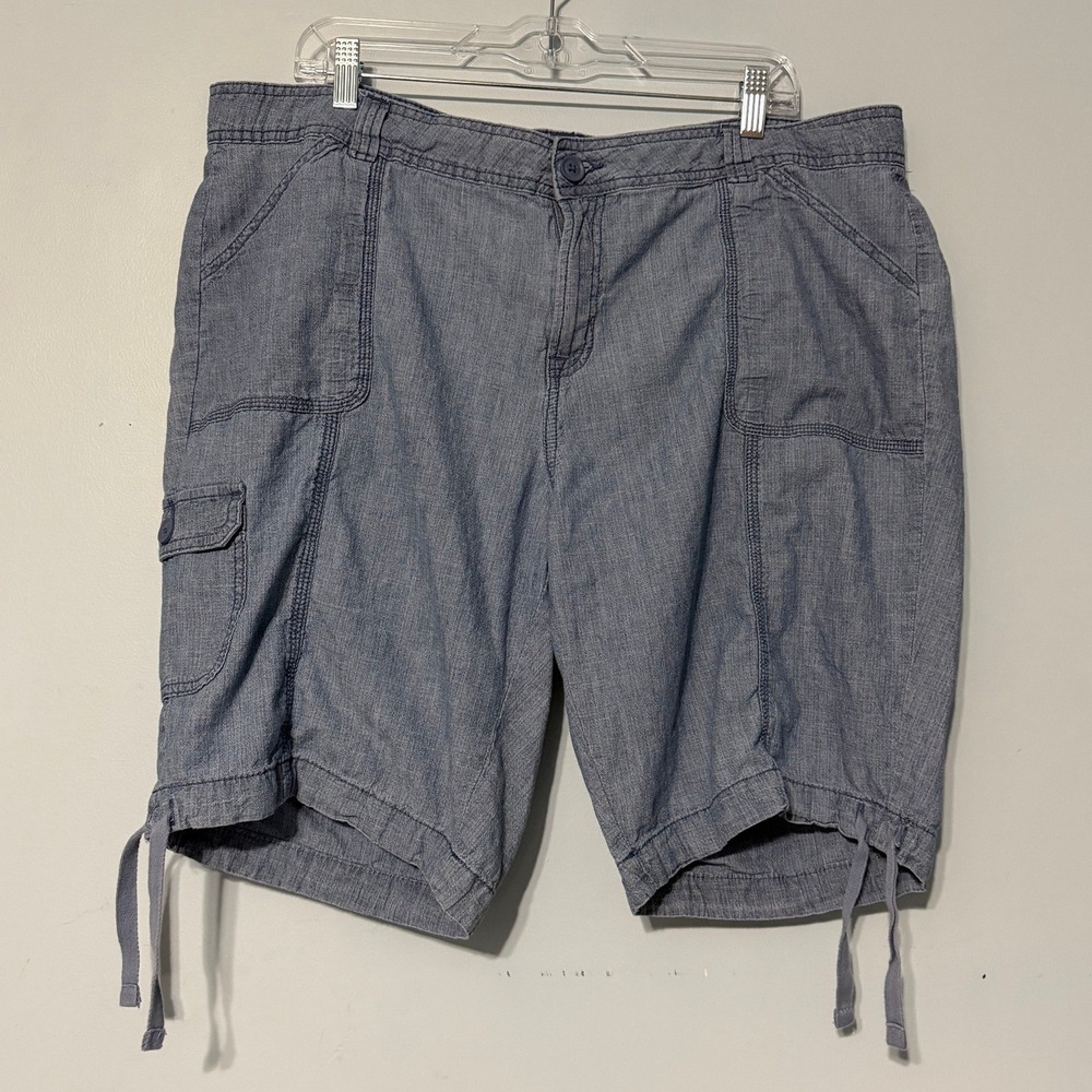 St Johns Bay Women's 20W Blue Chambray Cargo Shorts Cotton Drawstring Hem 2508